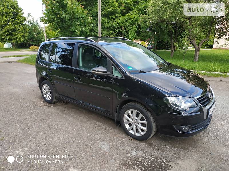 Універсал Volkswagen Touran 2009 в Дубні