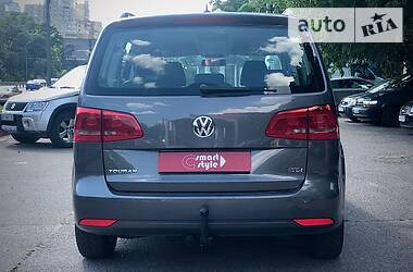 Минивэн Volkswagen Touran 2013 в Киеве