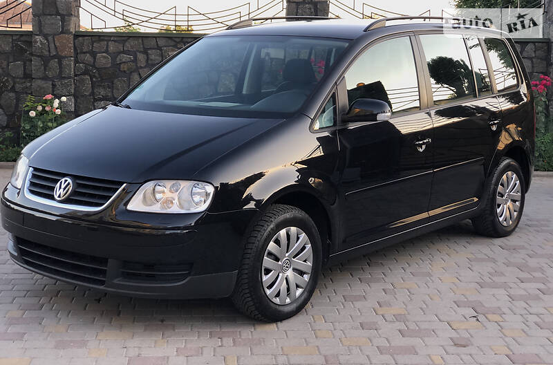 Мінівен Volkswagen Touran 2006 в Хмельницькому