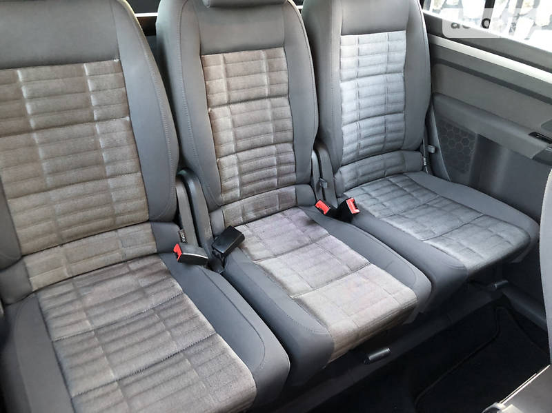 Мінівен Volkswagen Touran 2006 в Хмельницькому