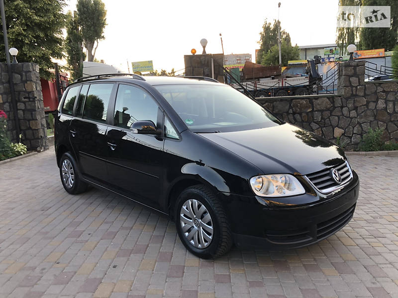 Мінівен Volkswagen Touran 2006 в Хмельницькому