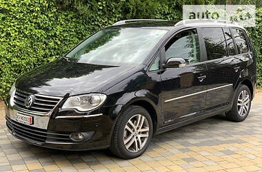 Мінівен Volkswagen Touran 2008 в 