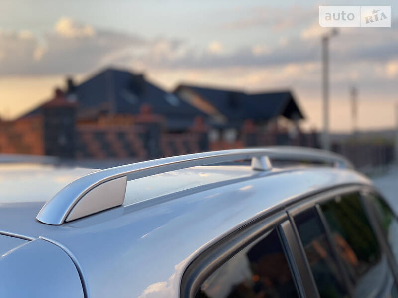 Мінівен Volkswagen Touran 2008 в Рівному