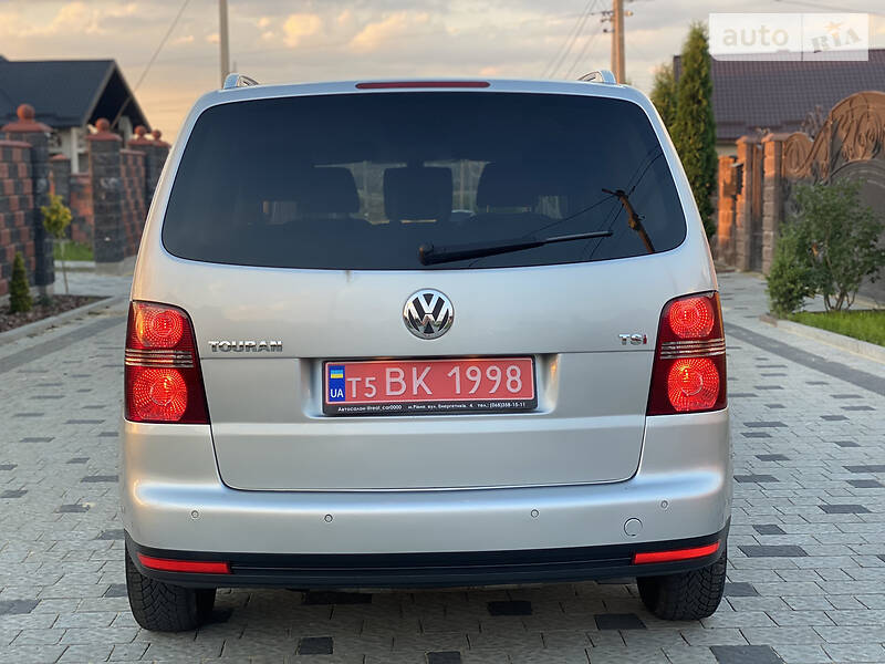 Мінівен Volkswagen Touran 2008 в Рівному