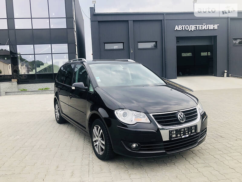 Мінівен Volkswagen Touran 2007 в Львові