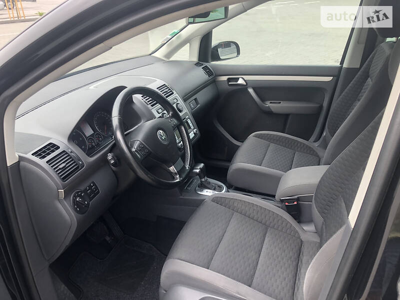 Мінівен Volkswagen Touran 2007 в Львові