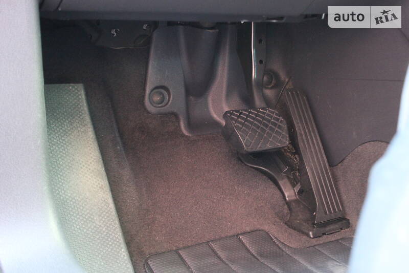 Універсал Volkswagen Touran 2005 в Львові