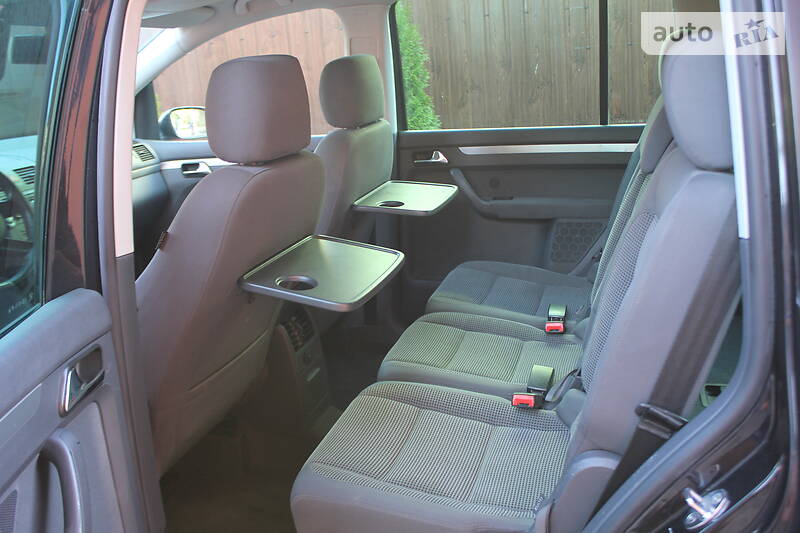 Універсал Volkswagen Touran 2005 в Львові