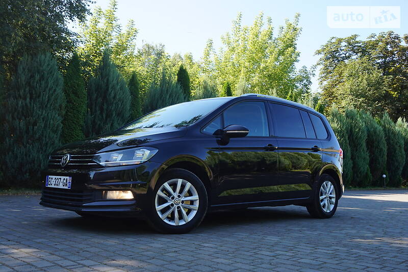 Універсал Volkswagen Touran 2016 в Самборі