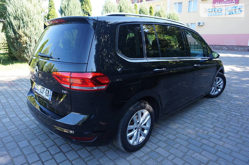 Універсал Volkswagen Touran 2016 в Самборі