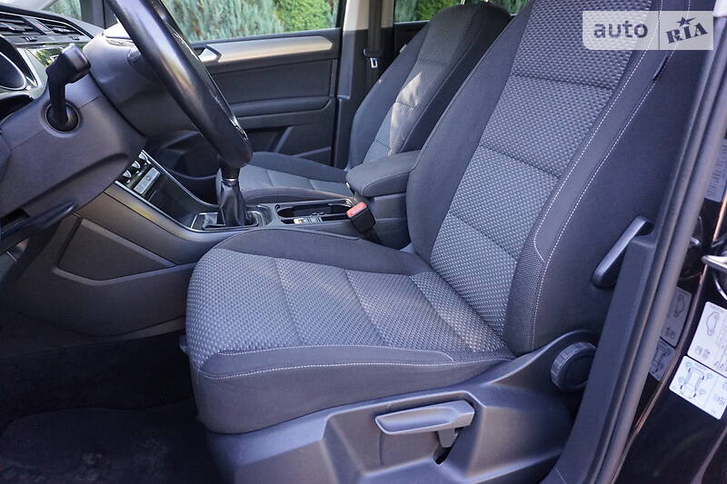 Універсал Volkswagen Touran 2016 в Самборі