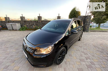 Мінівен Volkswagen Touran 2011 в 