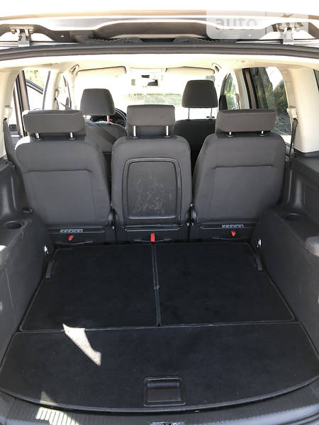 Мінівен Volkswagen Touran 2008 в Броварах фото 49 Мінівен Volkswagen Touran 2008 в Броварах