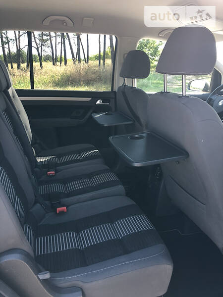 Мінівен Volkswagen Touran 2008 в Броварах фото 53 Мінівен Volkswagen Touran 2008 в Броварах