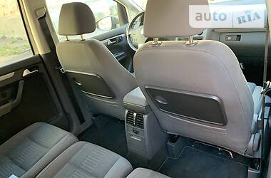 Мінівен Volkswagen Touran 2010 в 