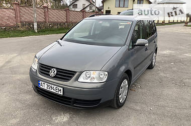 Минивэн Volkswagen Touran 2003 в Ивано-Франковске