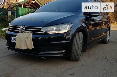 Минивэн Volkswagen Touran 2015 в Виннице