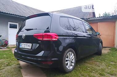 Микровэн Volkswagen Touran 2016 в Стрые