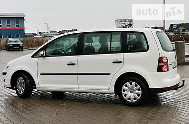 Універсал Volkswagen Touran 2007 в Ківерцях