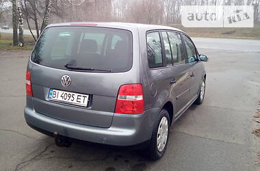 Универсал Volkswagen Touran 2005 в Лубнах