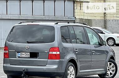 Универсал Volkswagen Touran 2005 в Одессе