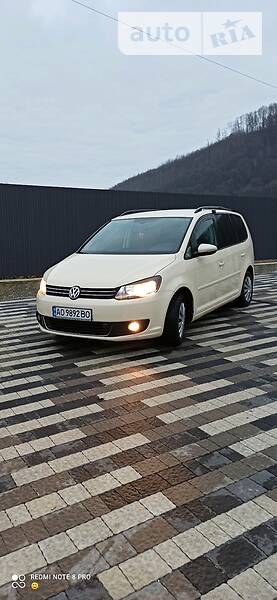 Volkswagen Touran