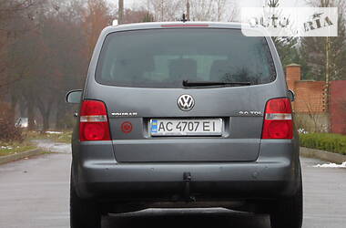 Универсал Volkswagen Touran 2006 в Ровно