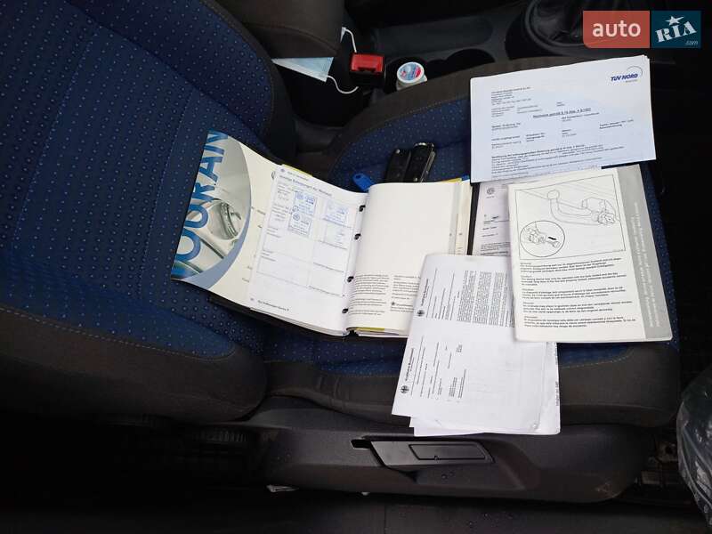 Минивэн Volkswagen Touran 2003 в Тячеве