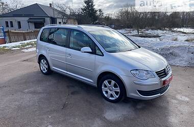 Минивэн Volkswagen Touran 2008 в Житомире