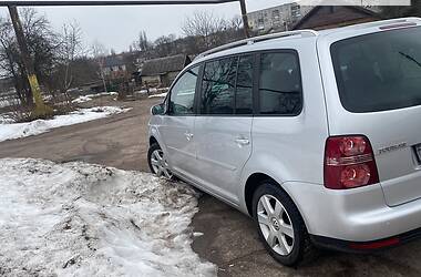 Минивэн Volkswagen Touran 2008 в Житомире