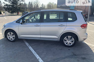 Мінівен Volkswagen Touran 2017 в Луцьку