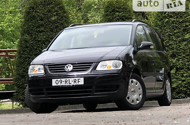 Мінівен Volkswagen Touran 2004 в Дрогобичі