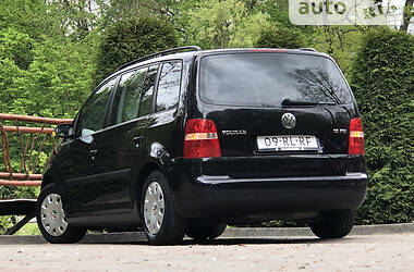 Мінівен Volkswagen Touran 2004 в Дрогобичі