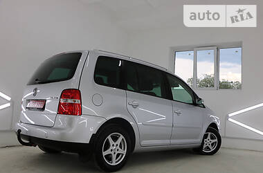 Минивэн Volkswagen Touran 2005 в Трускавце