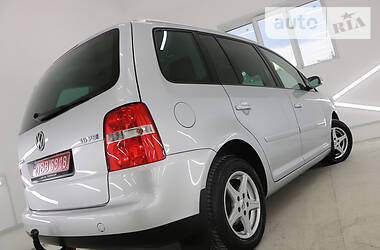 Минивэн Volkswagen Touran 2005 в Трускавце