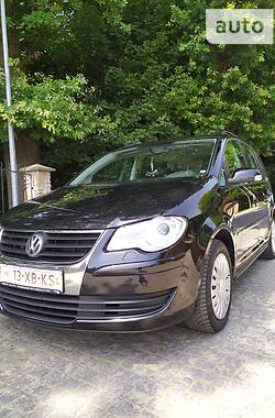 Минивэн Volkswagen Touran 2008 в Черновцах