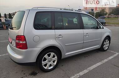 Минивэн Volkswagen Touran 2004 в Львове