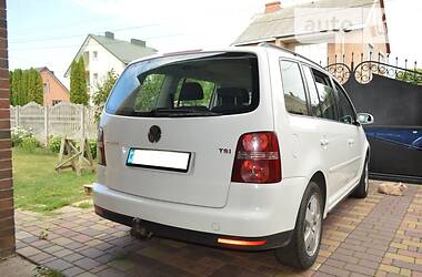 Мінівен Volkswagen Touran 2007 в Луцьку