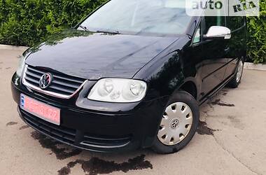 Минивэн Volkswagen Touran 2004 в Червонограде