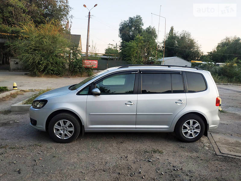 Мінівен Volkswagen Touran 2011 в Одесі