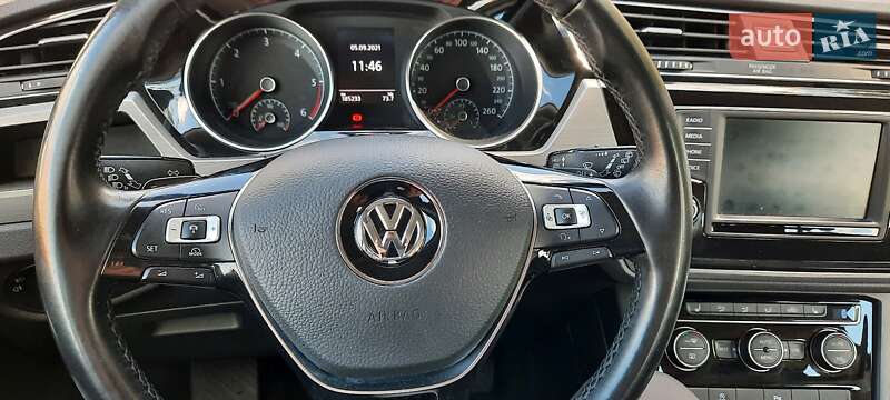 Микровэн Volkswagen Touran 2017 в Кропивницком