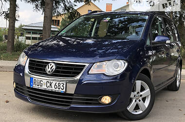 Универсал Volkswagen Touran 2008 в Самборе