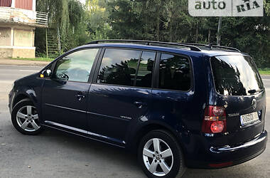 Универсал Volkswagen Touran 2008 в Самборе