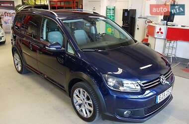 Микровэн Volkswagen Touran 2015 в Львове