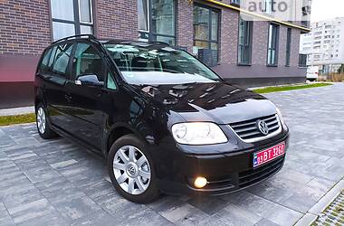 Минивэн Volkswagen Touran 2004 в Львове