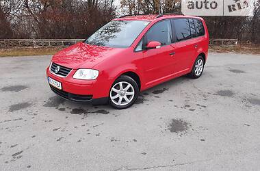 Минивэн Volkswagen Touran 2006 в Бучаче