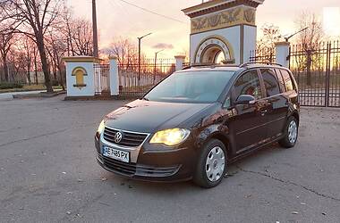 Минивэн Volkswagen Touran 2007 в Кривом Роге