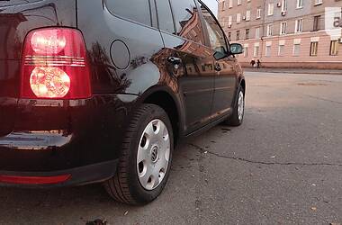 Минивэн Volkswagen Touran 2007 в Кривом Роге