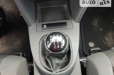 Минивэн Volkswagen Touran 2009 в 