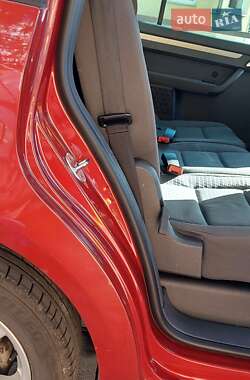 Минивэн Volkswagen Touran 2003 в 